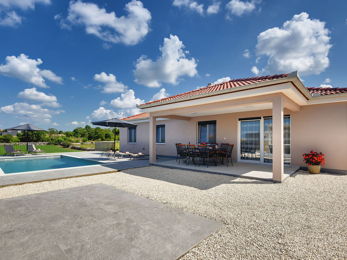 Villa LeMi : maison 3 chambres avec piscine privée - Photo 2