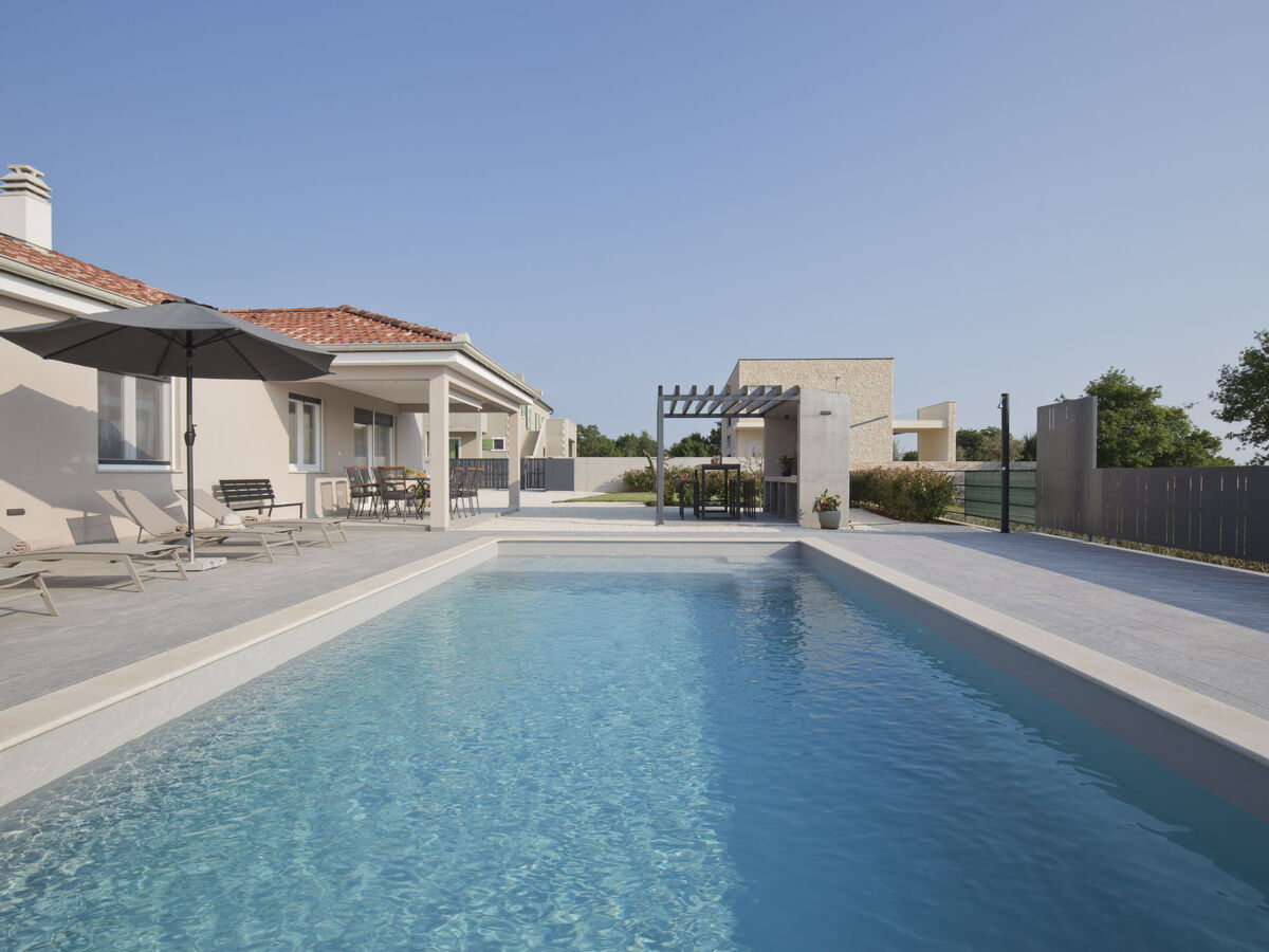 Villa LeMi : maison 3 chambres avec piscine privée - Photo 9