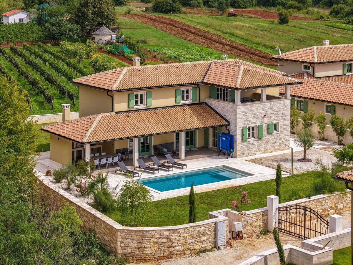 Villa Lunistra, maison 4 chambres avec piscine à Cere - Photo 14