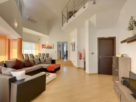 Villa Marcelia : 2 maisons, piscine privée, 16 personnes : photo 30