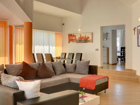 Villa Marcelia : 2 maisons, piscine privée, 16 personnes : photo 33