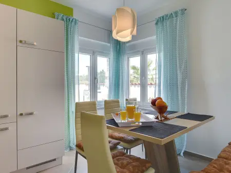 Villa Marcelia : 2 maisons, piscine privée, 16 personnes : photo 48