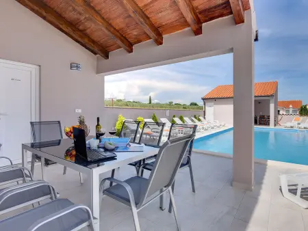 Villa Marcelia : 2 maisons, piscine privée, 16 personnes : photo 51