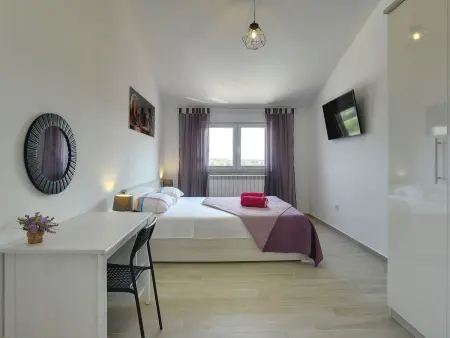 Villa Zeus à Bokordici – piscine et terrasse pour 9 : photo 28