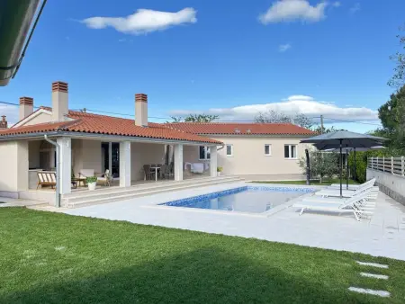 Villa Lu, maison 8 personnes avec piscine privée