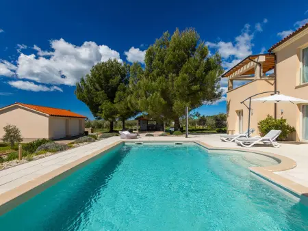 Villa Nirvana : maison 4 chambres avec piscine et sauna : photo 3
