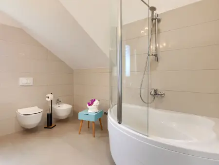 Villa Nirvana : maison 4 chambres avec piscine et sauna : photo 17