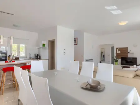 Villa Nirvana : maison 4 chambres avec piscine et sauna : photo 29