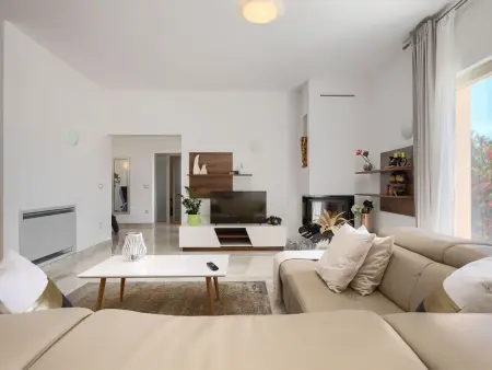 Villa Nirvana : maison 4 chambres avec piscine et sauna : photo 47