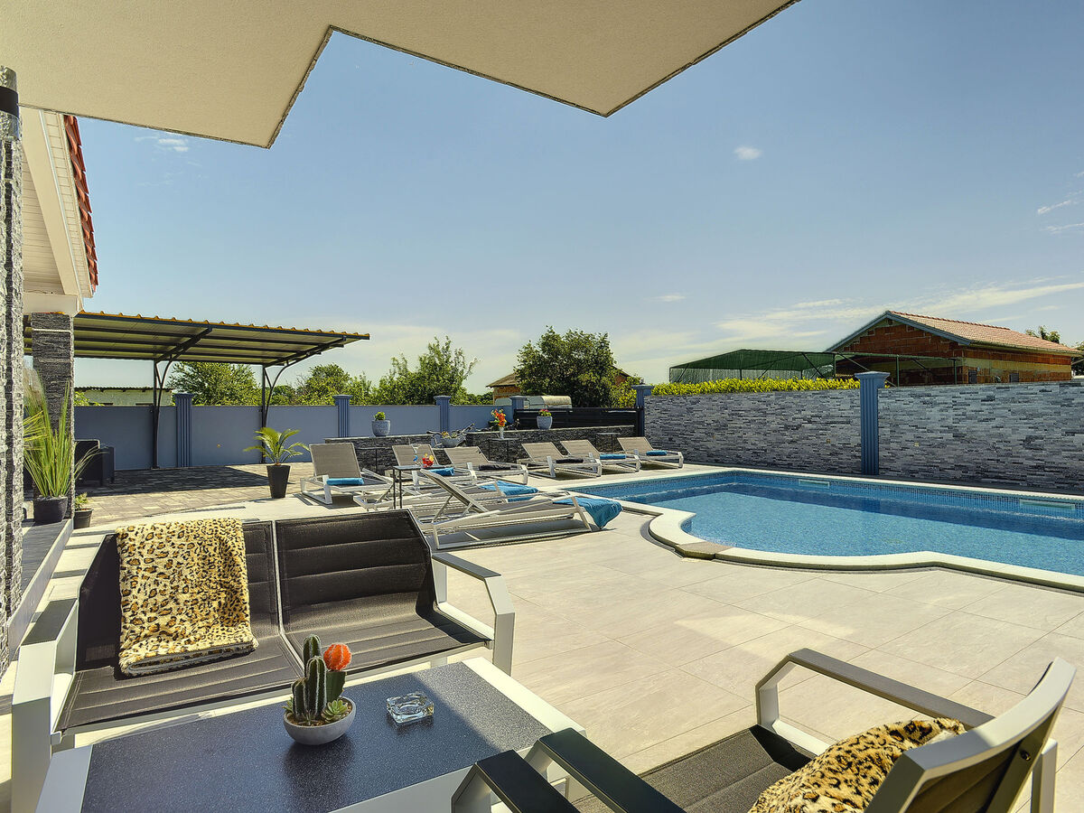 Villa Danijela : 2 appartements, piscine à Fažana - Photo 6