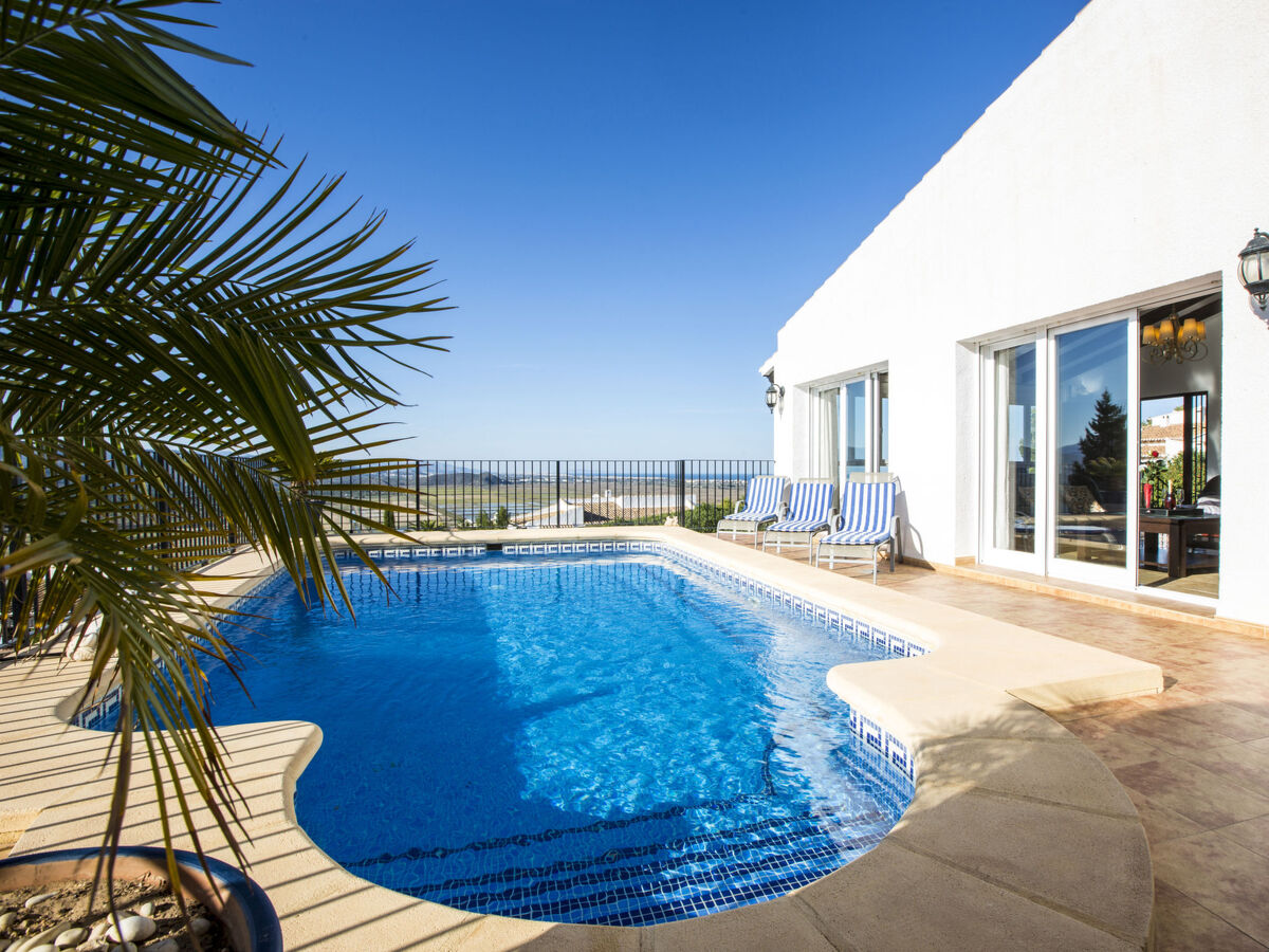 Maison Isabel à Pego : piscine, vue mer et jardin 1000 m² - Photo 1