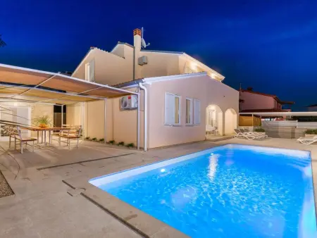 Villa Ostone - Maison 5 chambres avec piscine privée