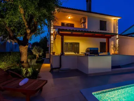 Villa Pula – Maison 3 chambres avec piscine privée : photo 2