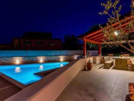 Villa Pula – Maison 3 chambres avec piscine privée : photo 5