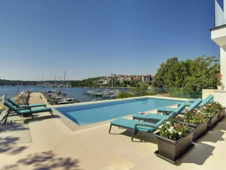 Villa Sail, maison de luxe sur la plage à Pula : photo 4