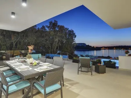 Villa Sail, maison de luxe sur la plage à Pula : photo 10