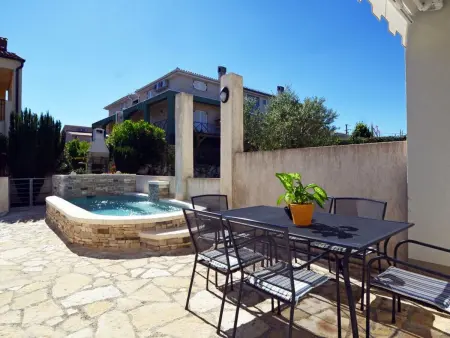 Villa Blue : maison 3 chambres piscine à 400 m de la mer : photo 4