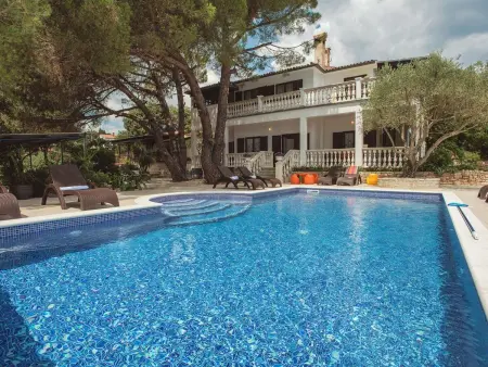 Villa Mima – Maison 7 chambres avec piscine à Banjole : photo 6
