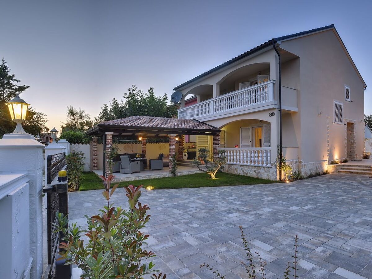 Villa Sonja à Medulin : maison 5 chambres avec piscine privée - Photo 2