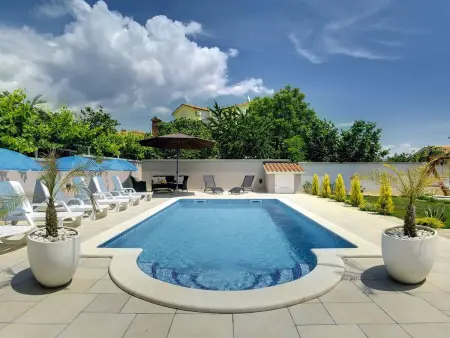 Villa Iva avec piscine privée à Medulin, à 590 m de la mer : photo 2