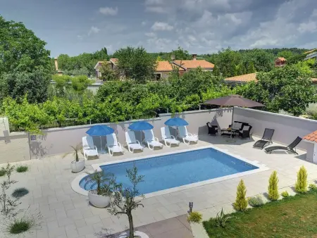 Villa Iva avec piscine privée à Medulin, à 590 m de la mer : photo 4