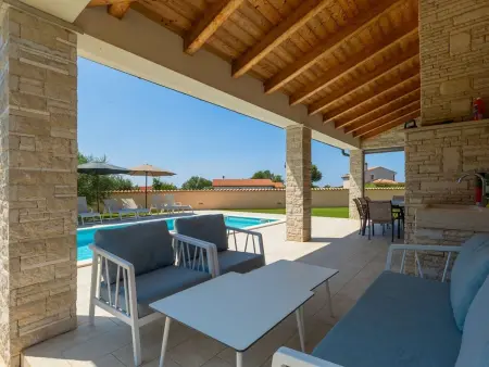 Villa Magica, maison 4 chambres avec piscine chauffable : photo 5