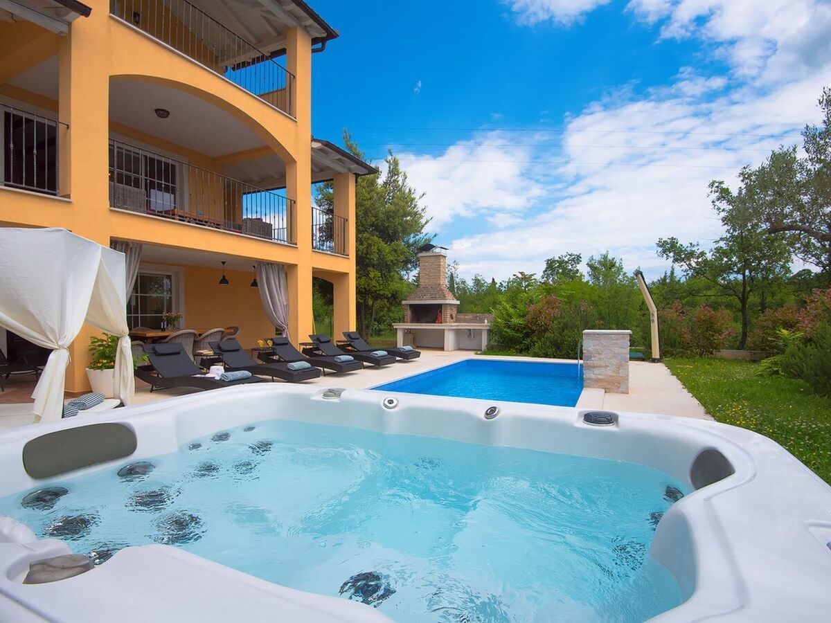 Villa Ari - Maison 4 chambres avec piscine à Rakalj - Photo 6