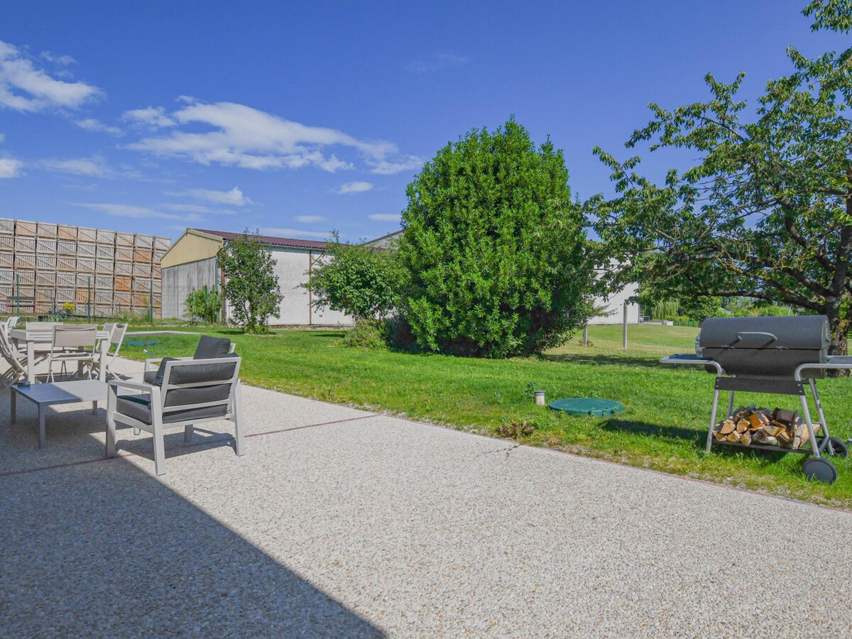 Gîte 8 pers. PMR à Fontaine-les-Grès, jardin & animaux - Photo 3