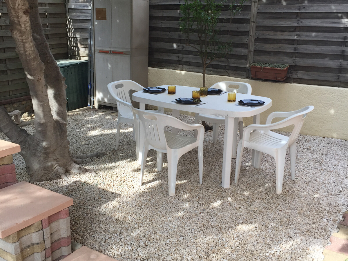 Appart rez-de-jardin 90m² + parking privé - Photo 4
