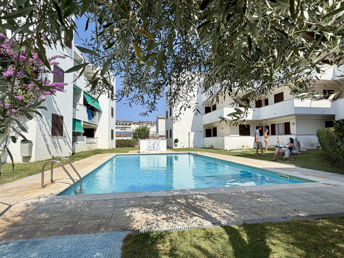 Appartement 6 pers. avec terrasse et piscine à L'Escala - Photo 2