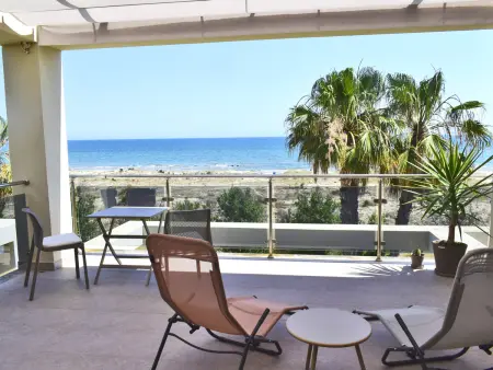 Appartement 6 pers. à 25 m de la plage, piscine : photo 4