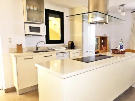 Appartement 6 pers. à 25 m de la plage, piscine : photo 12