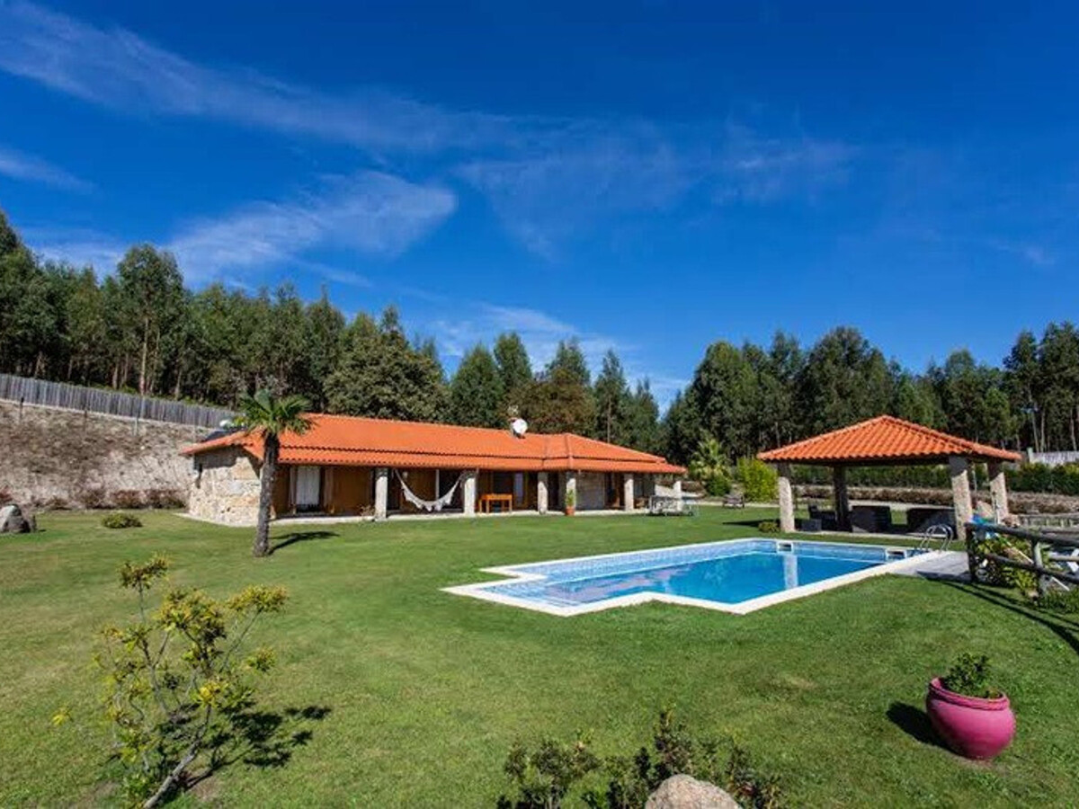 Villa 4 chambres avec piscine privée à Celorico de Basto - Photo 1