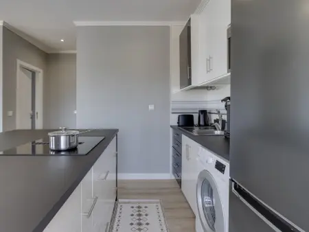Appartement 81 m² à Portimão, 2 balcons et piscine : photo 5
