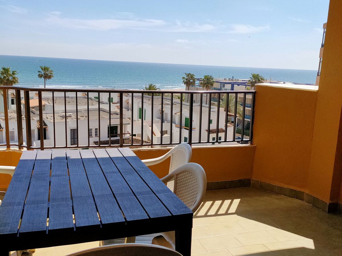 Appartement 3 chambres à 65m de la plage, piscine toute l'année - Photo 1