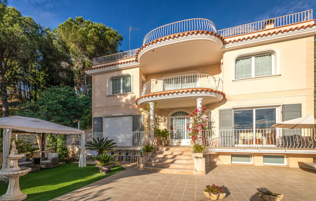 Maison 8 personnes à Arenys de Munt - Photo 2