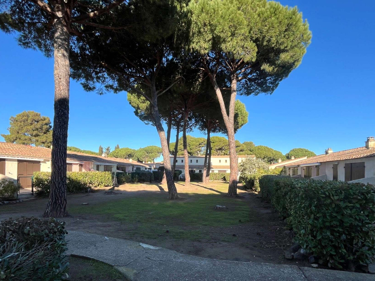 Villa T2 climatisée en pinède avec piscine à Cap d'Agde - Photo 24