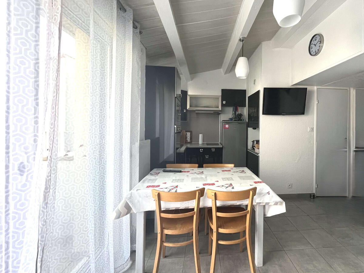 Studio mezzanine 29m² climatisé, 5 pers., parking à Cap d'Agde - Photo 16