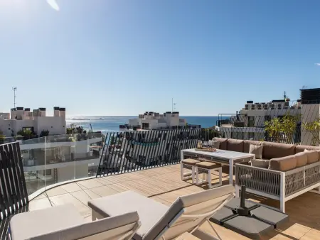 Appartement terrasse moderne 6 pers, piscine, proche plage, WiFi, parking - Photo 4