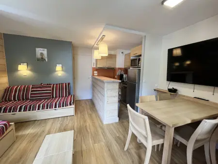 Appartement 2 pièces La Plagne 1800, balcon ensoleillé : photo 10