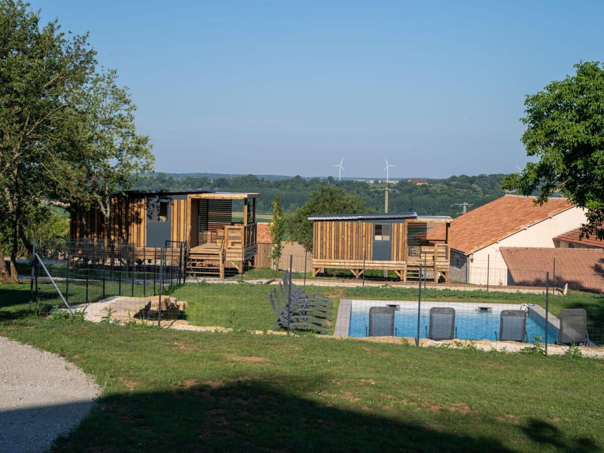 Cabane avec terrasse et piscine à Bioussac - Photo 19