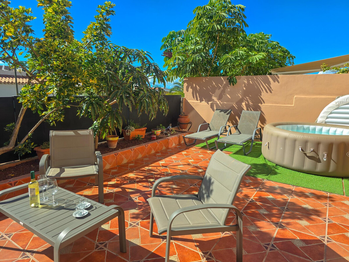 Maison 2 étages avec jacuzzi et terrasses à Palm Mar - Photo 5