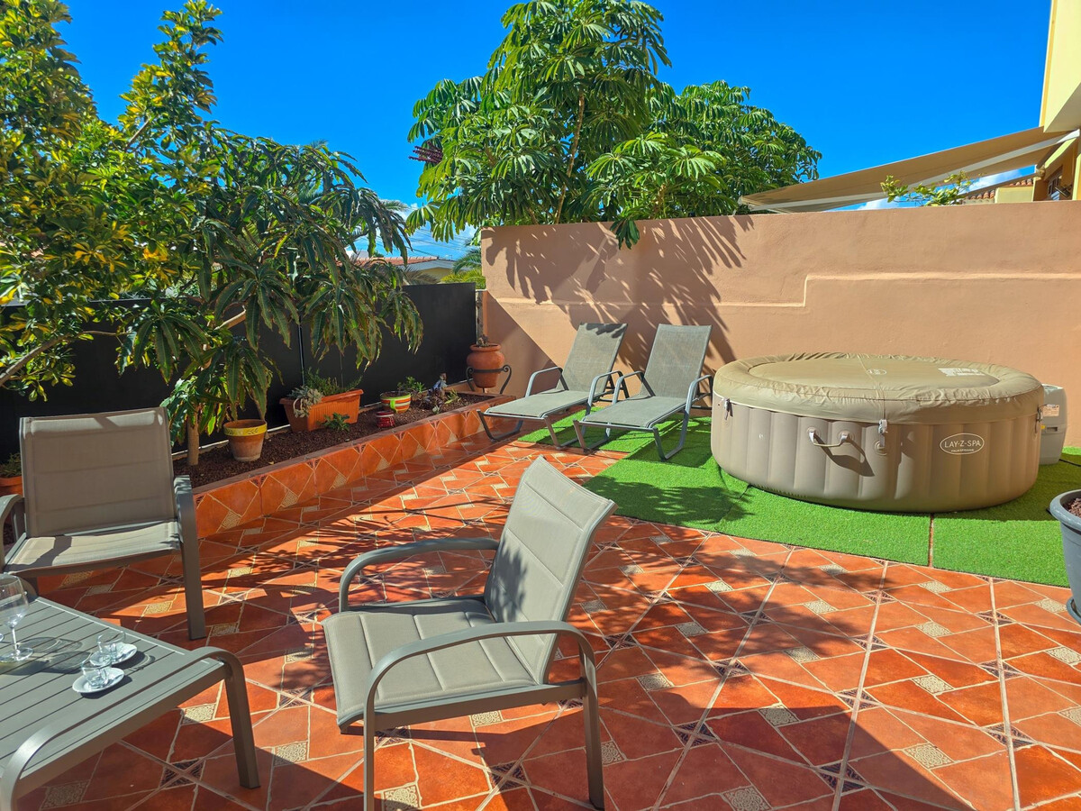 Maison 2 étages avec jacuzzi et terrasses à Palm Mar - Photo 8