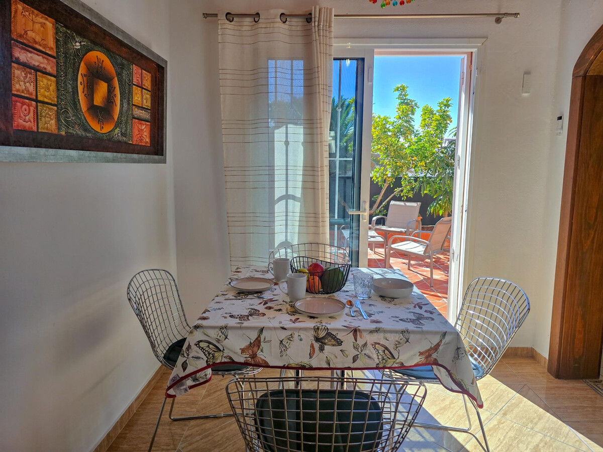 Maison 2 étages avec jacuzzi et terrasses à Palm Mar - Photo 13