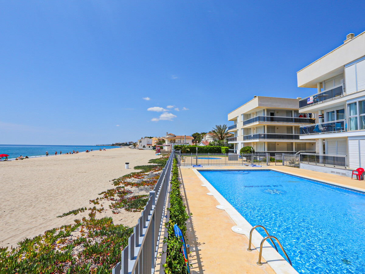 Appartement bord de mer avec 2 piscines à Miami Platja - Photo 25