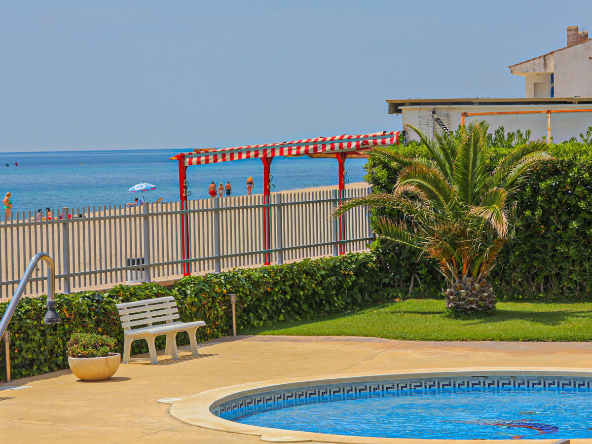 Appartement bord de mer avec 2 piscines à Miami Platja - Photo 28