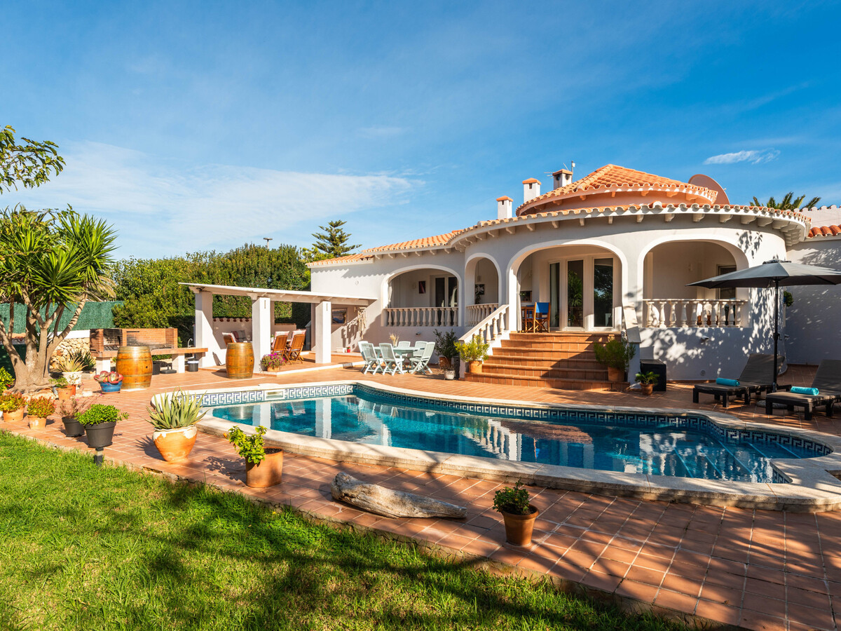 Villa Las Terrazas à Es Canutells : piscine et terrasses - Photo 1