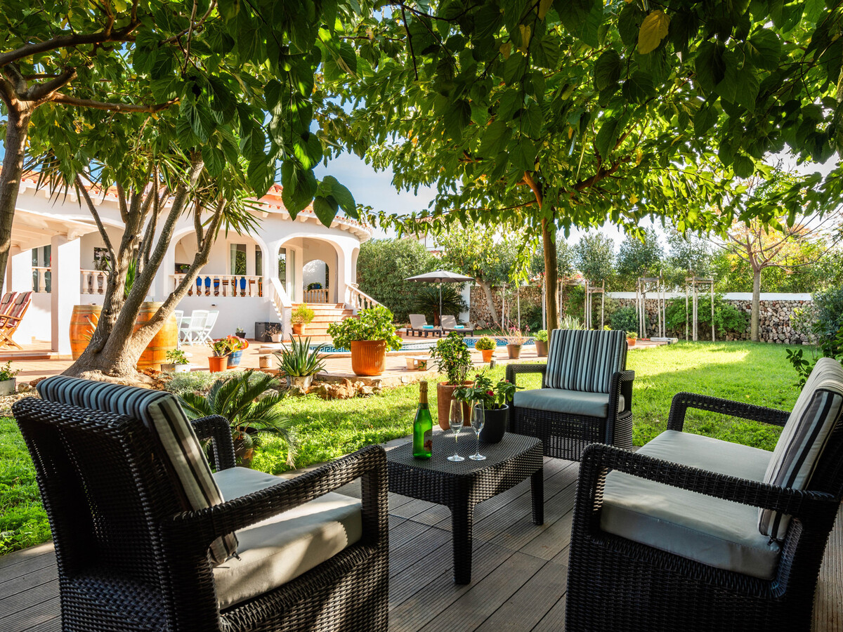 Villa Las Terrazas à Es Canutells : piscine et terrasses - Photo 7