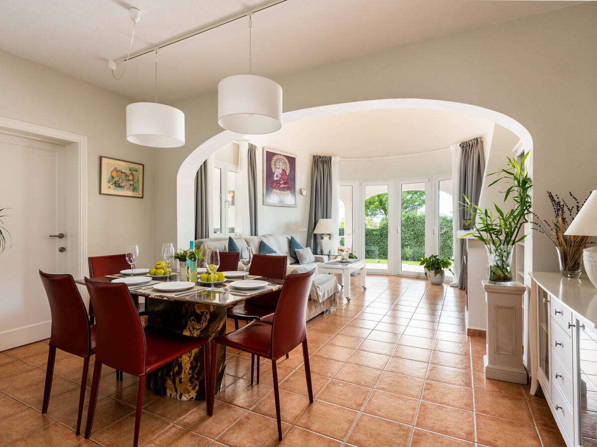 Villa Las Terrazas à Es Canutells : piscine et terrasses - Photo 10