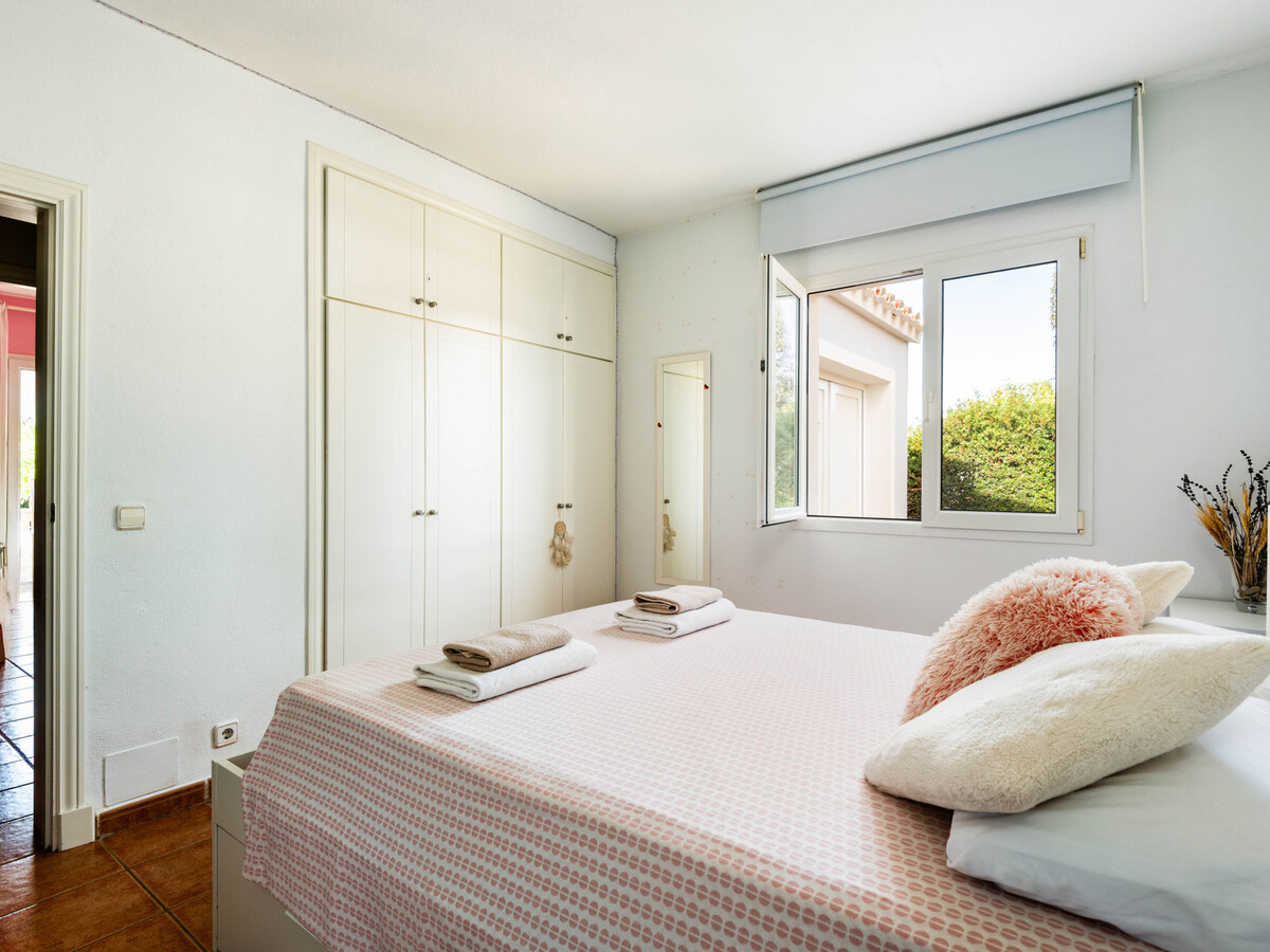 Villa Las Terrazas à Es Canutells : piscine et terrasses - Photo 11